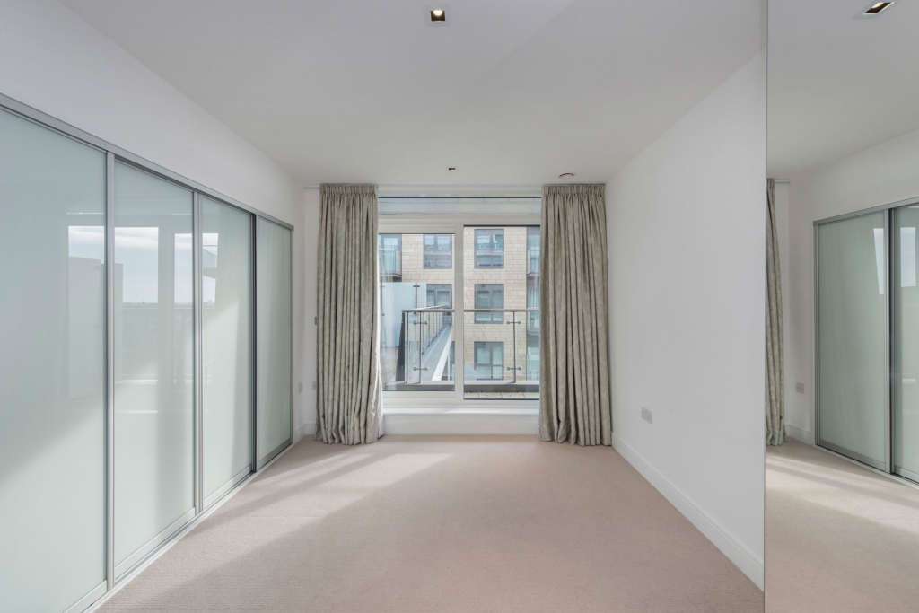 2D Virtual Home Staging / Virtual Furnishing examplee work in London, UK from Virtual Home Staging by Virtual Stage Property UK. Staging home for quick sale